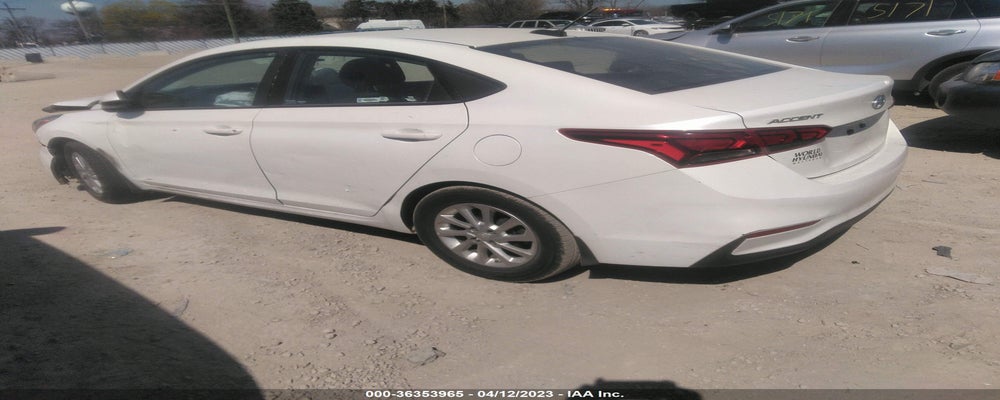 3KPC24A30JE028364 2018 HYUNDAI ACCENT photo no. 3
