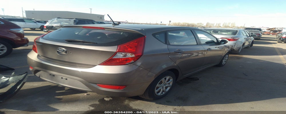 KMHCT5AE8DU108453 2013 HYUNDAI ACCENT photo no. 4