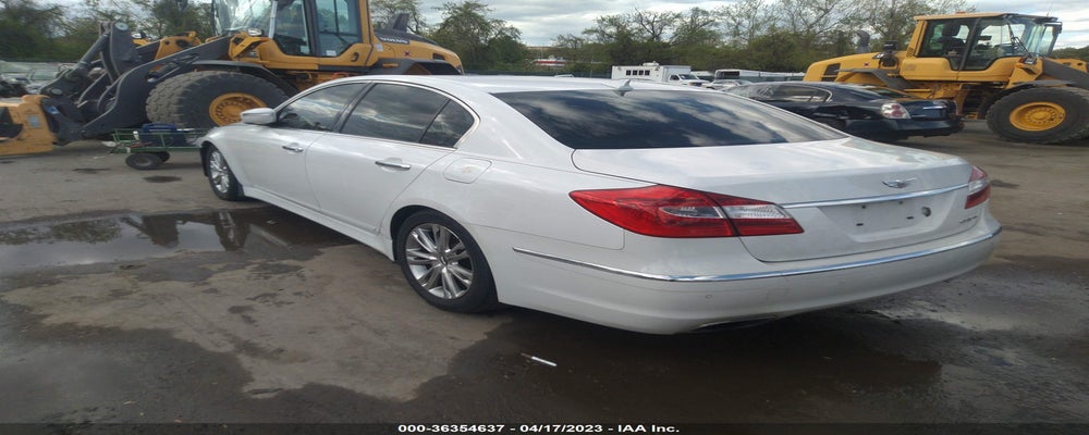 KMHGC4DD7DU250081 2013 HYUNDAI GENESIS photo no. 3