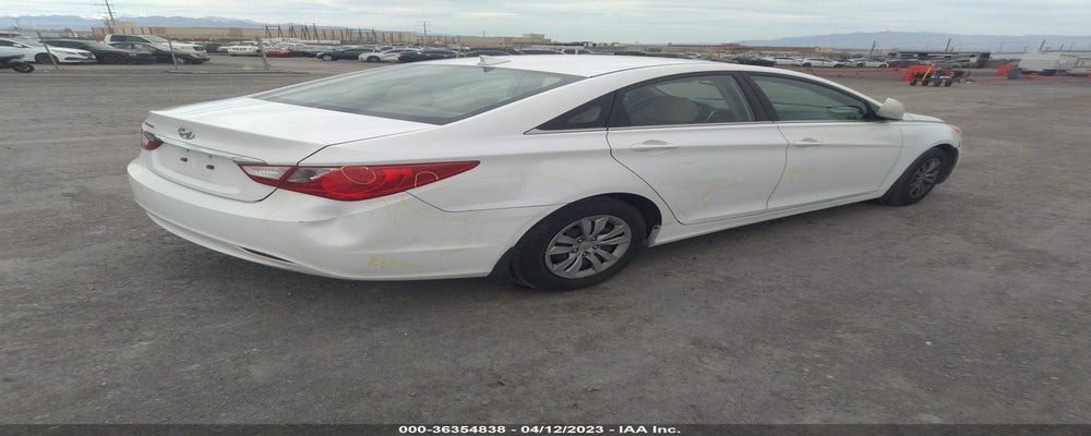 5NPEB4AC6DH557259 2013 HYUNDAI SONATA photo no. 4