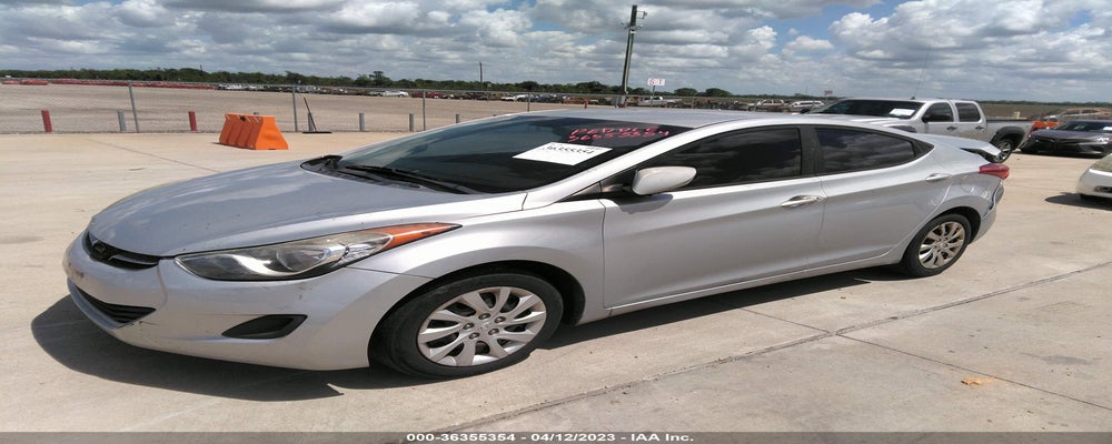 5NPDH4AE4BH023430 2011 HYUNDAI ELANTRA photo no. 2