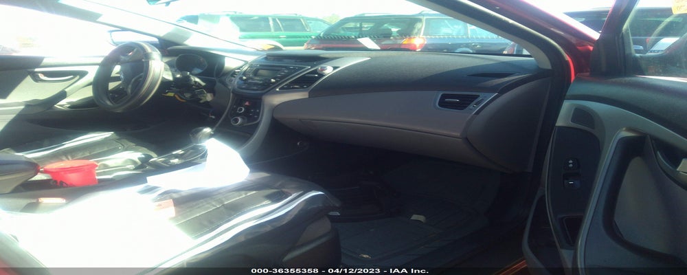 5NPDH4AE1GH701008 2016 HYUNDAI ELANTRA photo no. 5