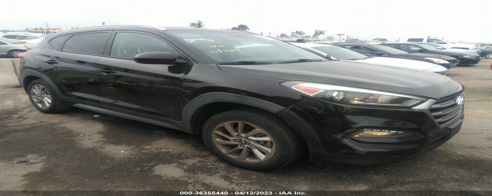 KM8J33A48HU276084 2017 HYUNDAI TUCSON photo no. 10