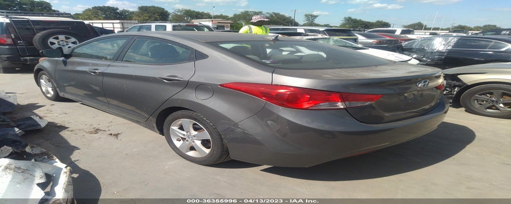 KMHDH4AE8DU587652 2013 HYUNDAI ELANTRA photo no. 3