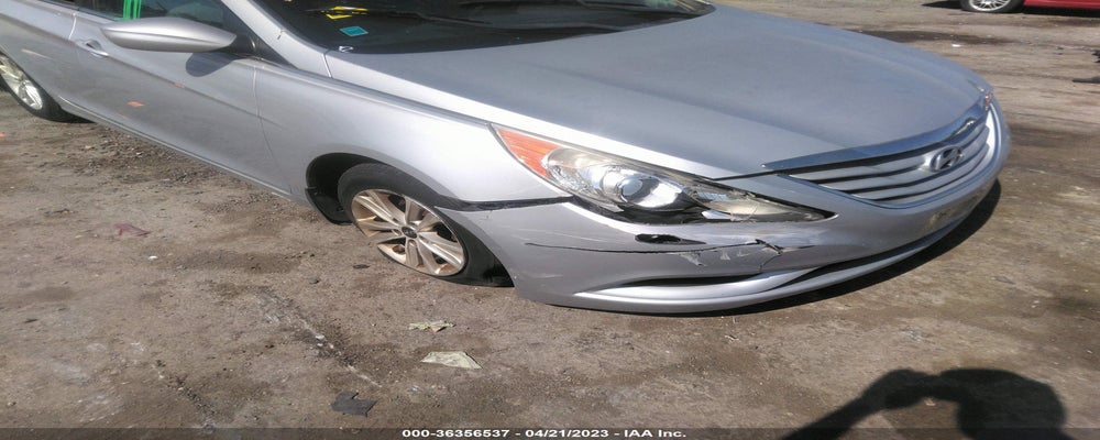 5NPEB4AC4BH269205 2011 HYUNDAI SONATA photo no. 6