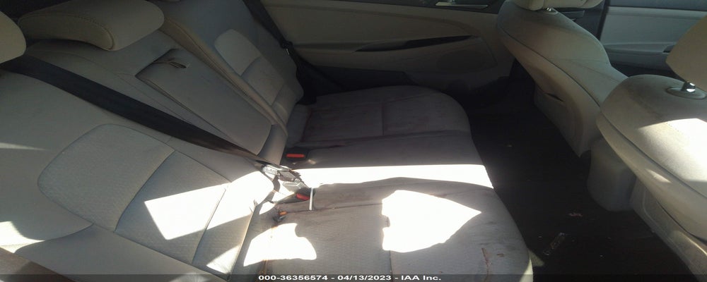 KM8J33A42HU394082 2017 HYUNDAI TUCSON photo no. 8