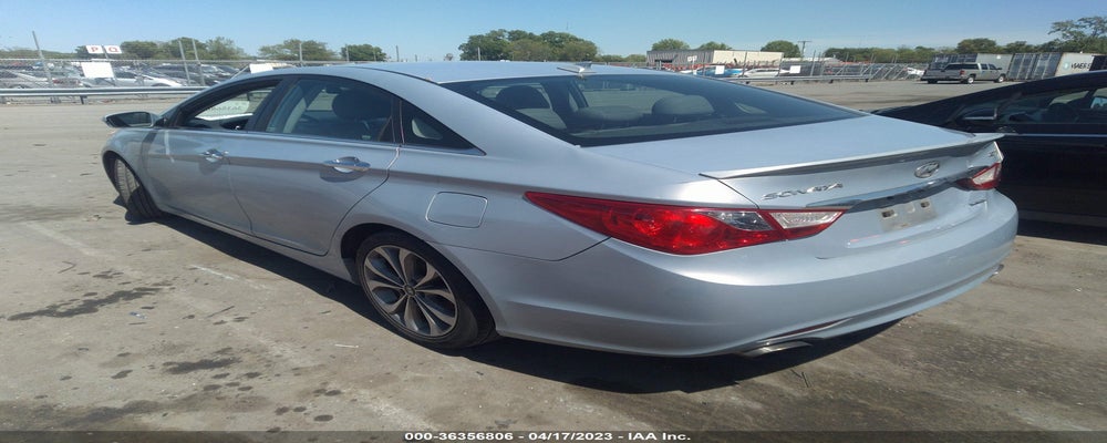 5NPEC4AB2DH604775 2013 HYUNDAI SONATA photo no. 3