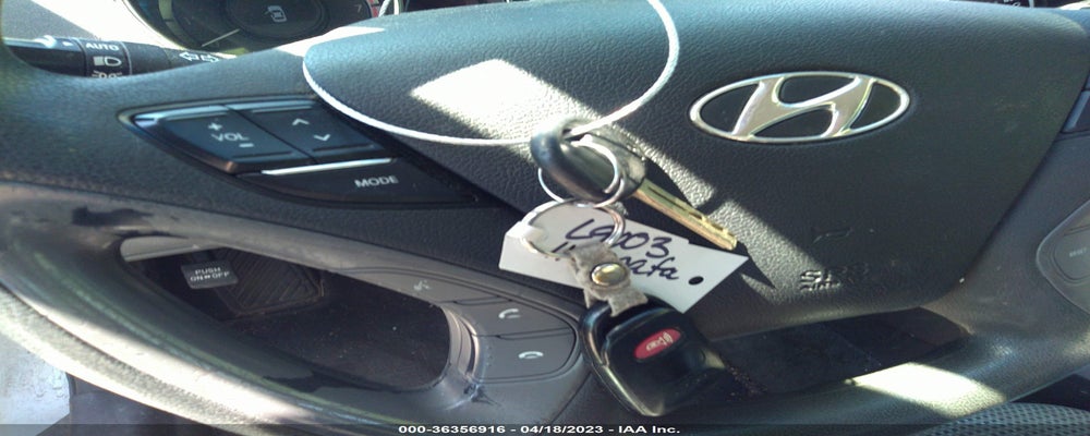 5NPEB4AC9BH068707 2011 HYUNDAI SONATA photo no. 11