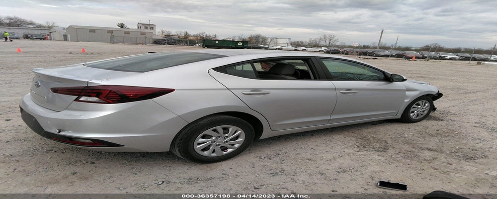 5NPD74LF8KH472182 2019 HYUNDAI ELANTRA photo no. 4