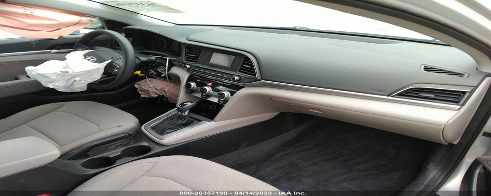 5NPD74LF8KH472182 2019 HYUNDAI ELANTRA photo no. 5