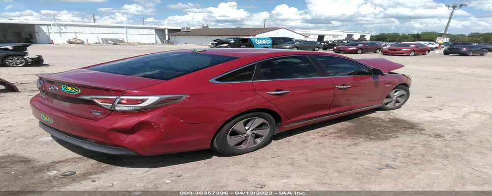 KMHE34L16GA018155 2016 HYUNDAI SONATA photo no. 4