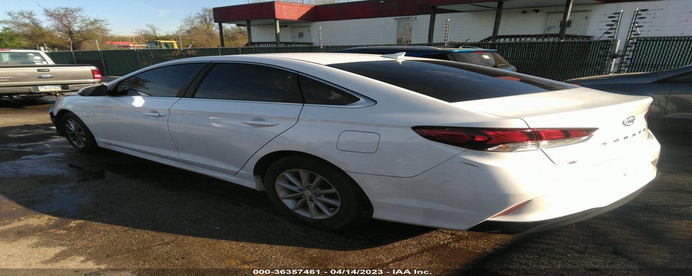 5NPE24AFXJH669228 2018 HYUNDAI SONATA photo no. 3