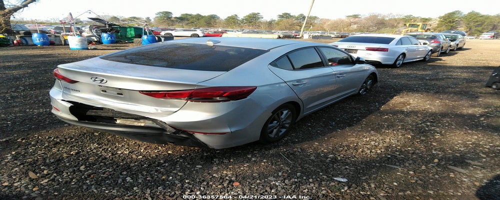 5NPD84LF7HH158836 2017 HYUNDAI ELANTRA photo no. 4