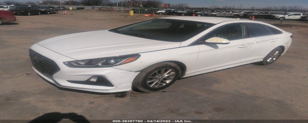 5NPE24AF5JH592316 2018 HYUNDAI SONATA photo no. 2