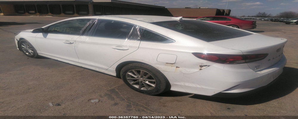 5NPE24AF5JH592316 2018 HYUNDAI SONATA photo no. 3