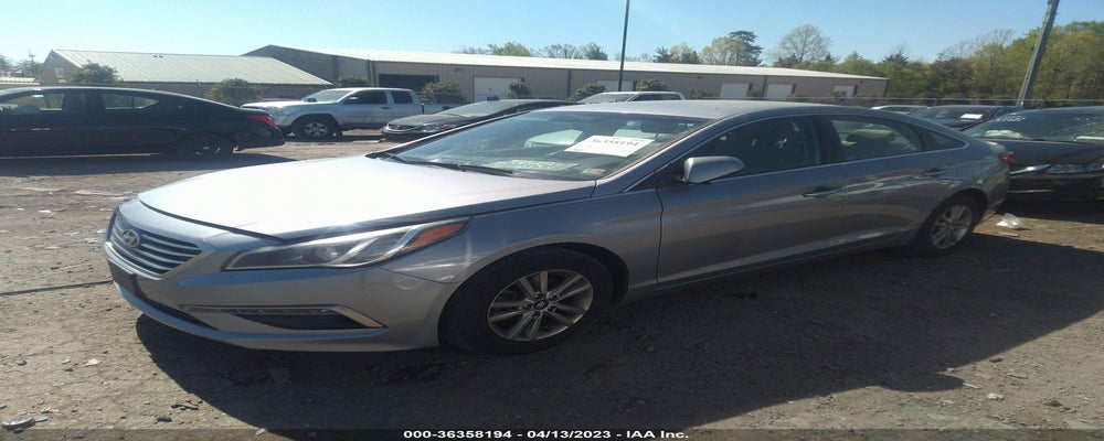 5NPE24AF2FH164744 2015 HYUNDAI SONATA photo no. 2
