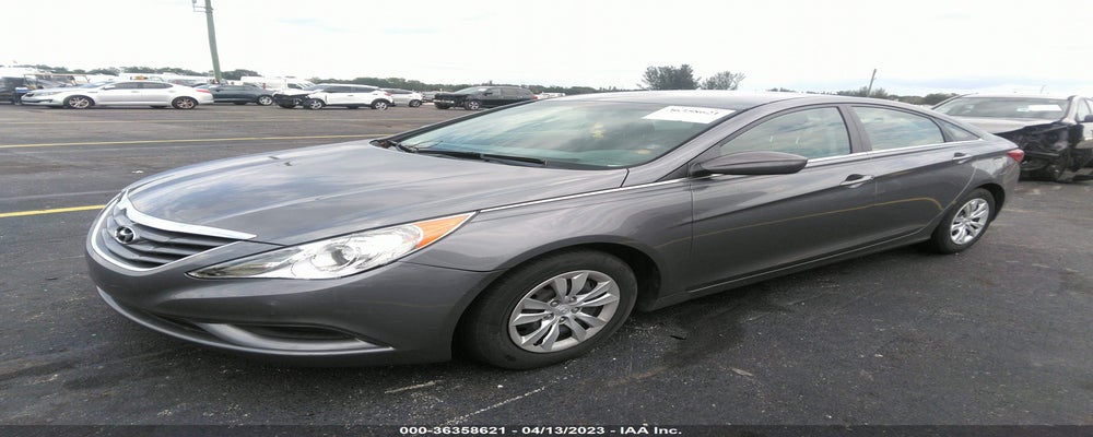 5NPEB4AC5BH273876 2011 HYUNDAI SONATA photo no. 2