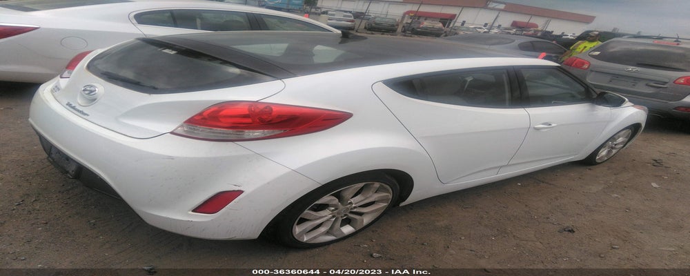 KMHTC6AD5DU117141 2013 HYUNDAI VELOSTER photo no. 4