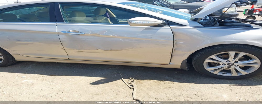 5NPEC4AC1BH122417 2011 HYUNDAI SONATA photo no. 6