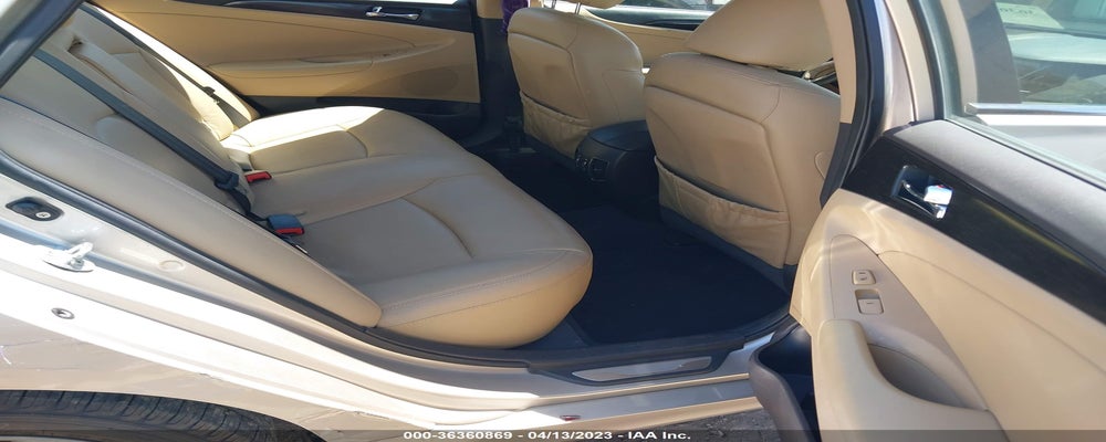 5NPEC4AC1BH122417 2011 HYUNDAI SONATA photo no. 8