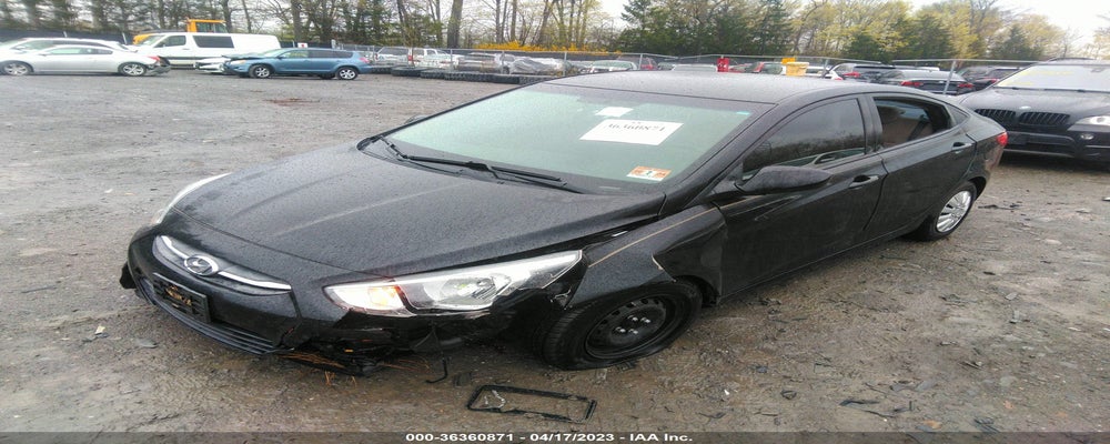 KMHCT4AE5HU327791 2017 HYUNDAI ACCENT photo no. 2