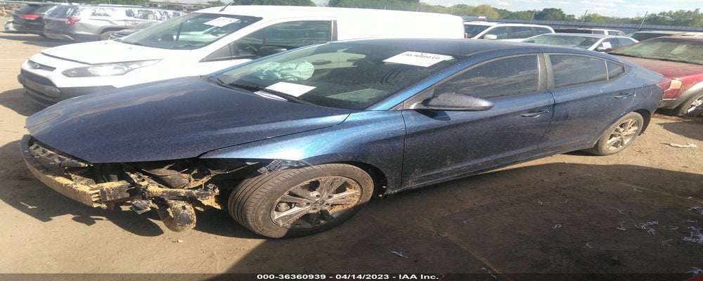 5NPD84LF0JH261604 2018 HYUNDAI ELANTRA photo no. 2