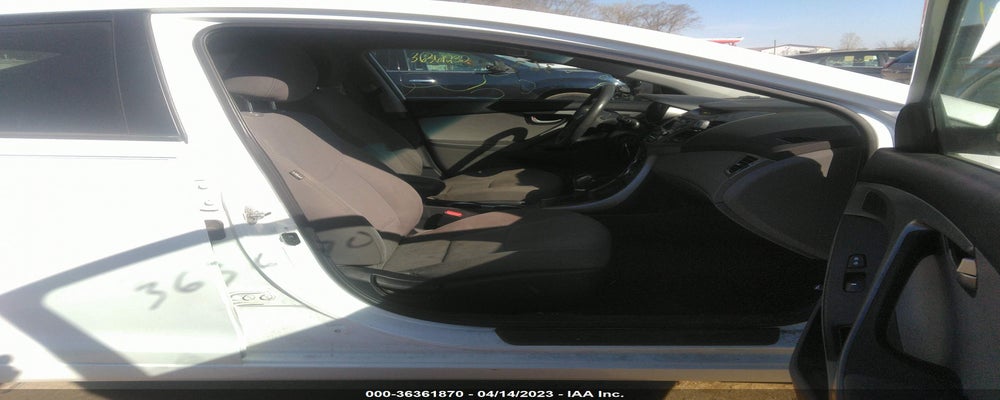 5NPDH4AE9FH565645 2015 HYUNDAI ELANTRA photo no. 5