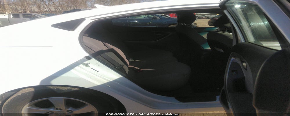 5NPDH4AE9FH565645 2015 HYUNDAI ELANTRA photo no. 8