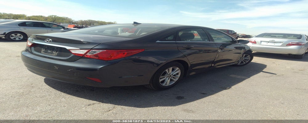 5NPEB4AC4EH852622 2014 HYUNDAI SONATA photo no. 4