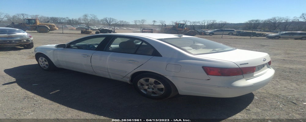 5NPET4AC1AH600379 2010 HYUNDAI SONATA photo no. 3