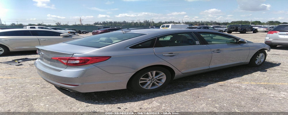 5NPE24AF0GH330633 2016 HYUNDAI SONATA photo no. 4