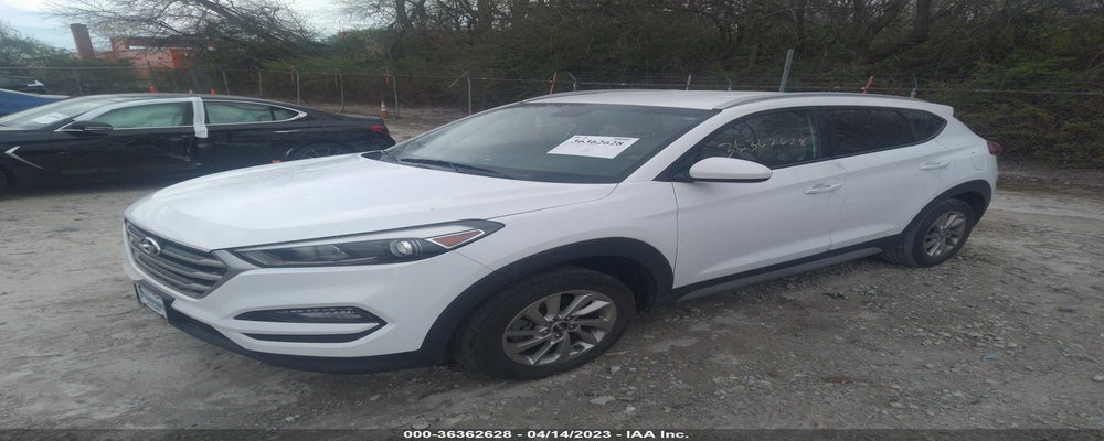 KM8J33A4XHU394489 2017 HYUNDAI TUCSON photo no. 2
