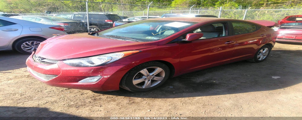 5NPDH4AE8DH447437 2013 HYUNDAI ELANTRA photo no. 2