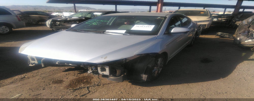5NPD84LF2JH214011 2018 HYUNDAI ELANTRA photo no. 2