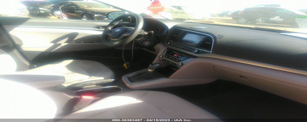 5NPD84LF2JH214011 2018 HYUNDAI ELANTRA photo no. 5