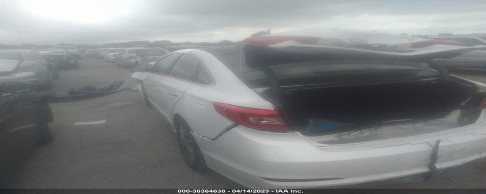 5NPE34AF3FH103965 2015 HYUNDAI SONATA photo no. 3