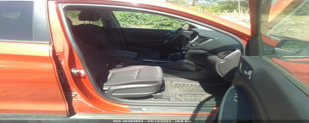KM8J3CA48GU106466 2016 HYUNDAI TUCSON photo no. 5