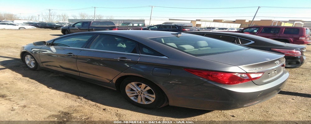 5NPEB4AC9BH263934 2011 HYUNDAI SONATA photo no. 3