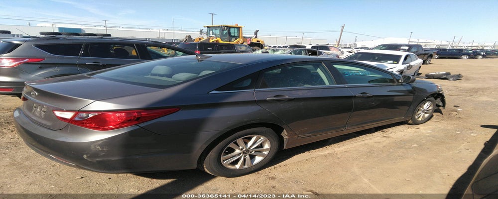 5NPEB4AC9BH263934 2011 HYUNDAI SONATA photo no. 4