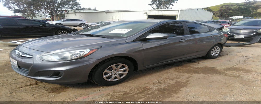 KMHCT4AE6DU524723 2013 HYUNDAI ACCENT photo no. 2