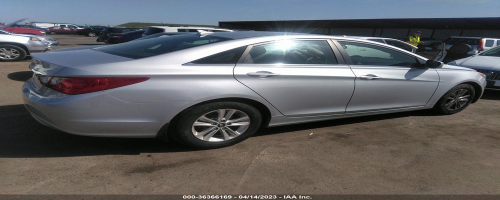 5NPEB4AC8CH424789 2012 HYUNDAI SONATA photo no. 4