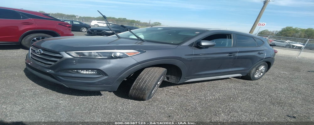 KM8J33A42JU751864 2018 HYUNDAI TUCSON photo no. 2