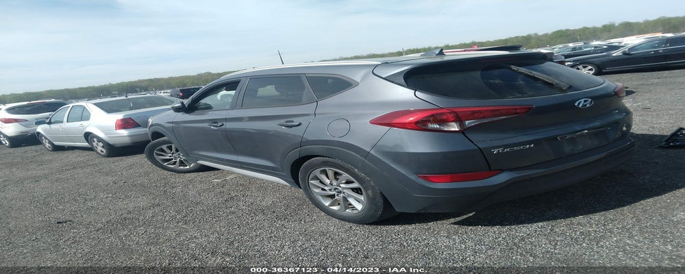 KM8J33A42JU751864 2018 HYUNDAI TUCSON photo no. 3