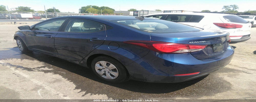 5NPDH4AE9GH672860 2016 HYUNDAI ELANTRA photo no. 3