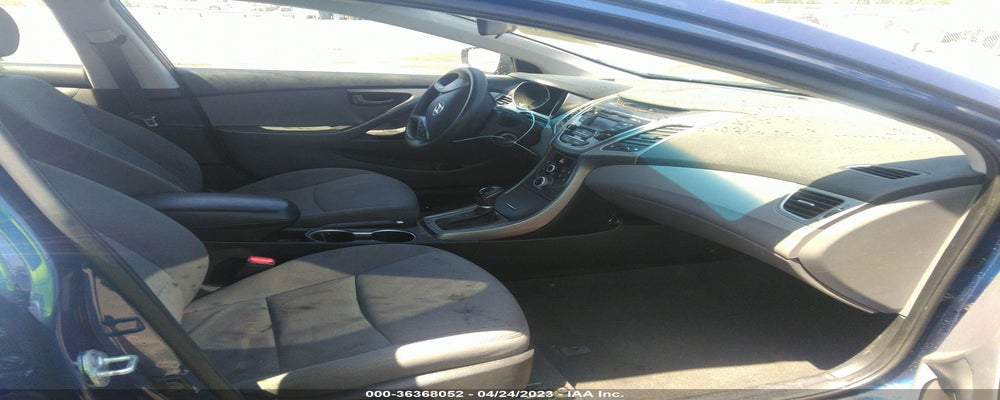 5NPDH4AE9GH672860 2016 HYUNDAI ELANTRA photo no. 5