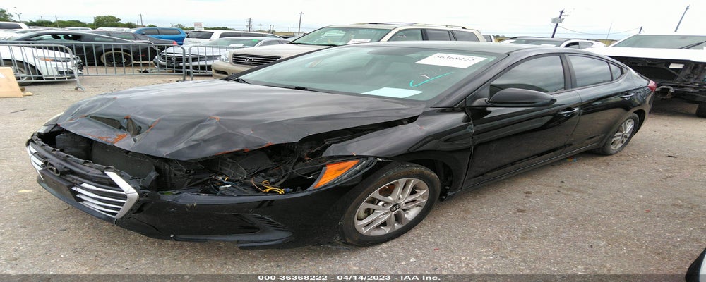 KMHD84LFXHU156256 2017 HYUNDAI ELANTRA photo no. 2