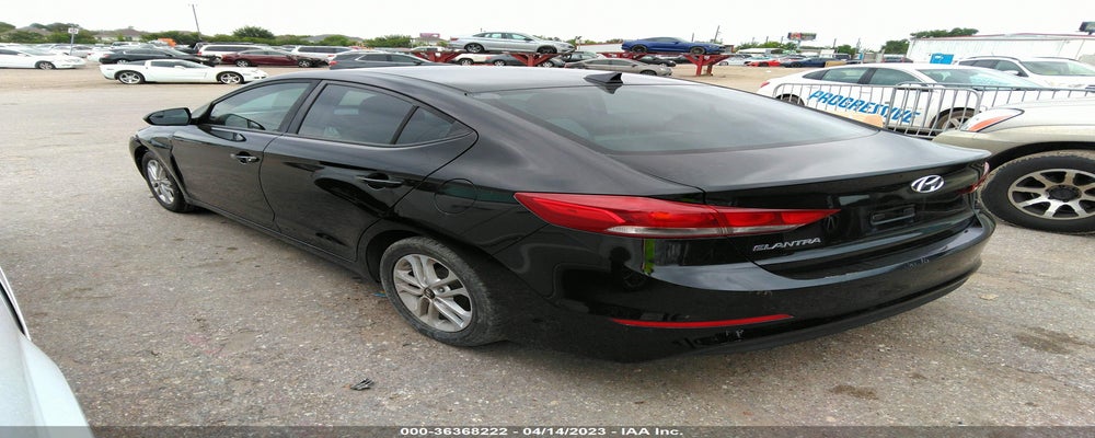 KMHD84LFXHU156256 2017 HYUNDAI ELANTRA photo no. 3