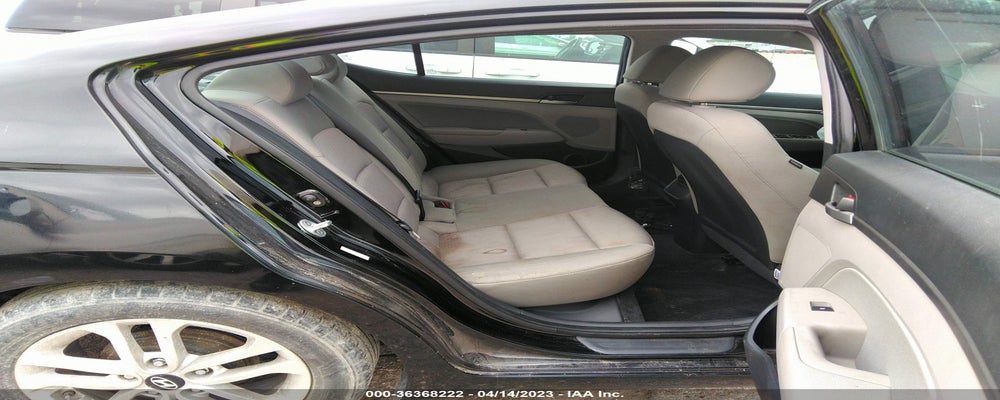 KMHD84LFXHU156256 2017 HYUNDAI ELANTRA photo no. 8