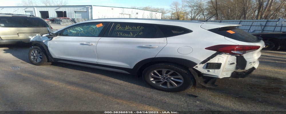 KM8J3CA25HU486527 2017 HYUNDAI TUCSON photo no. 3