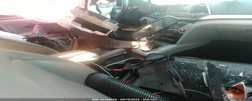 KMHD84LF2HU358444 2017 HYUNDAI ELANTRA photo no. 5